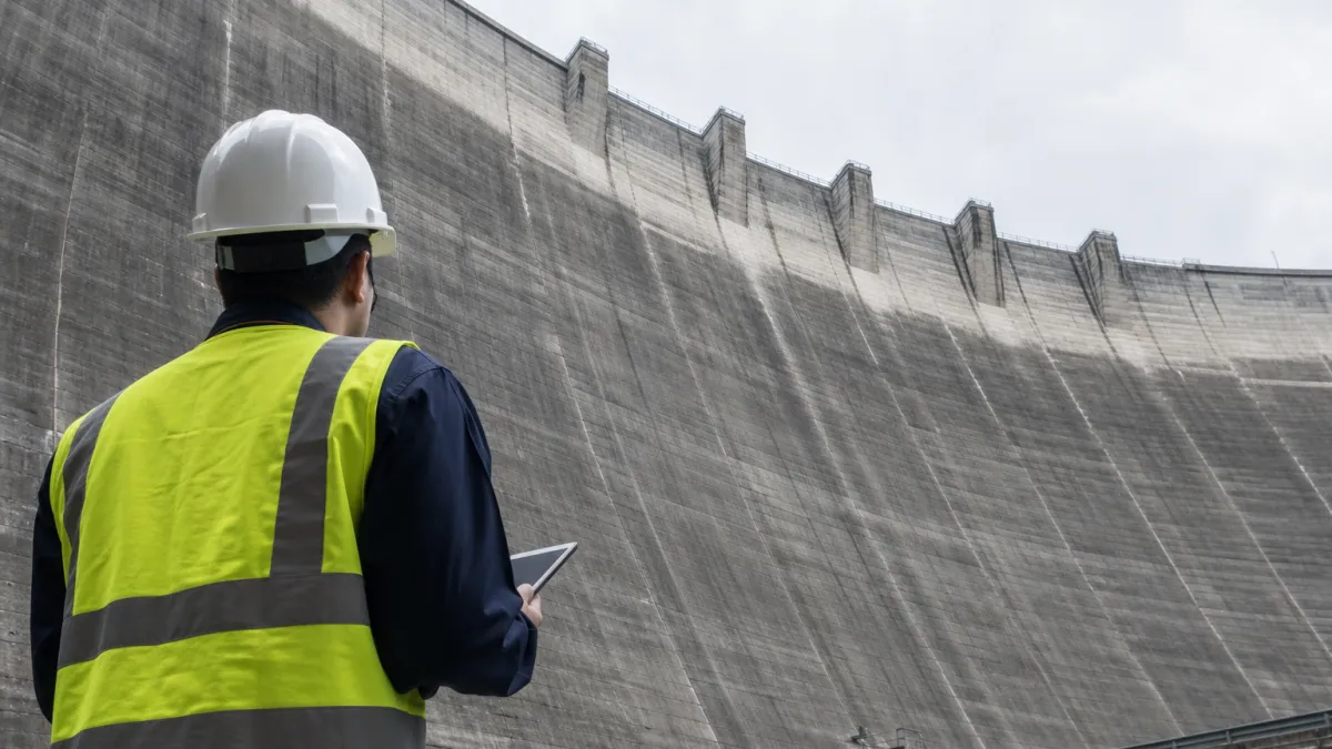 Énergie hydroélectrique : fonctionnement, avantages et enjeux
